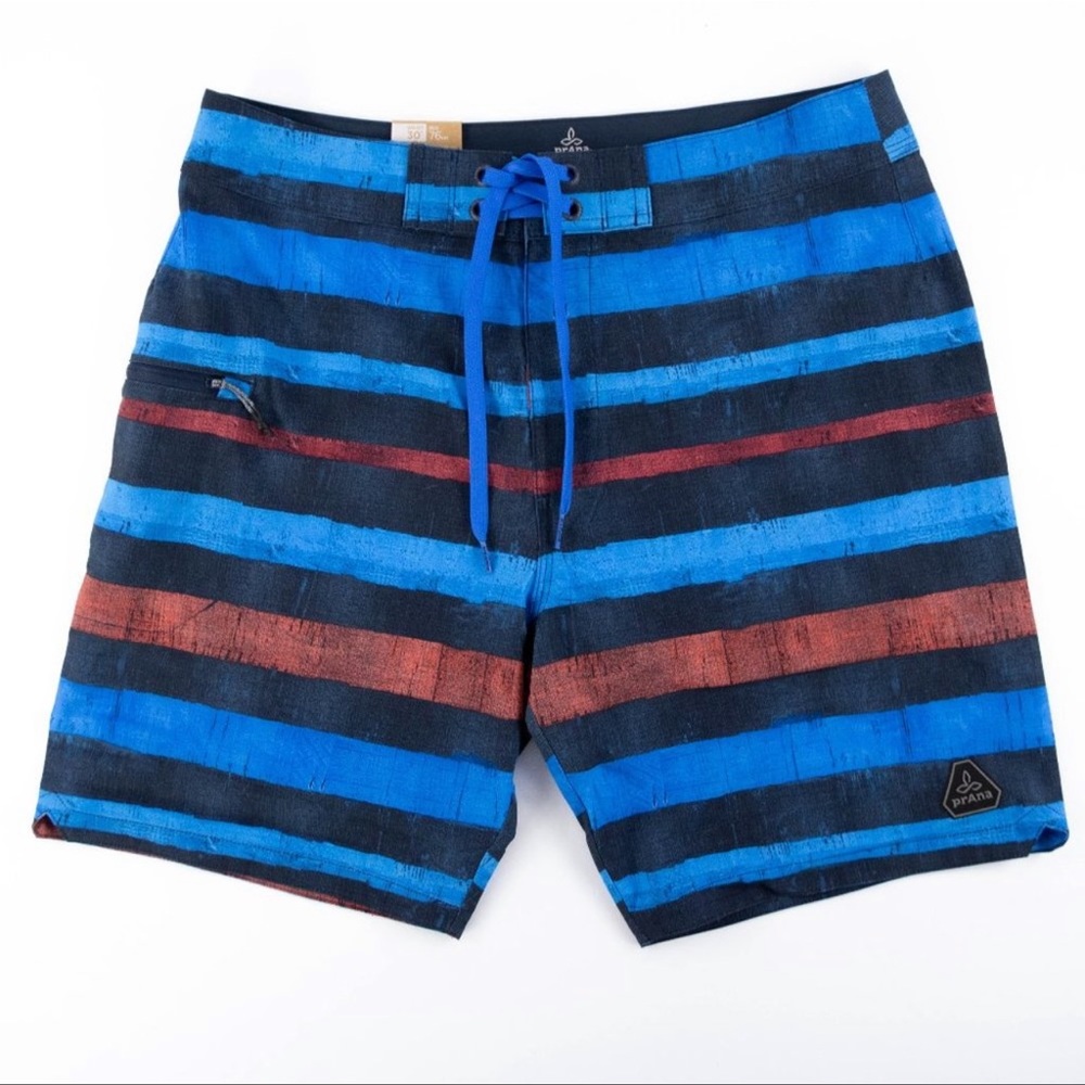 ⭐️ NWT ⭐️ prAna Board Shorts